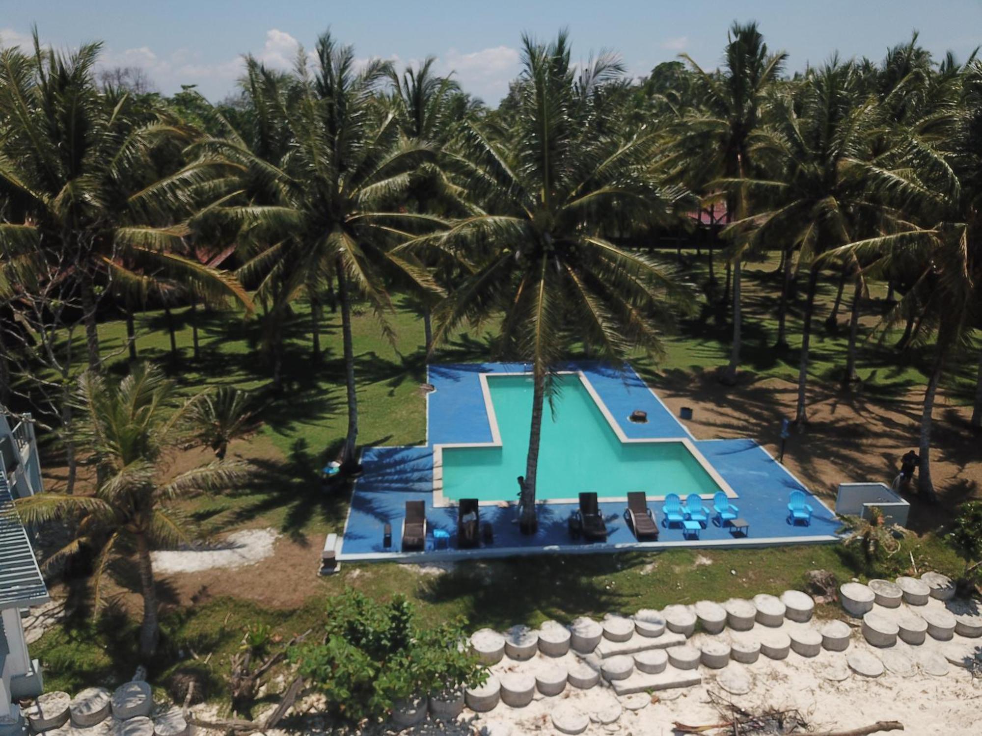 Sumatra Surf Resort Biha Exteriör bild