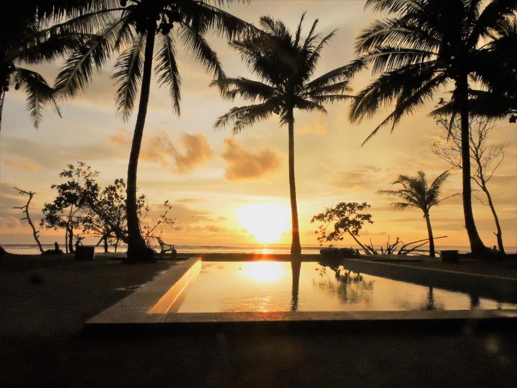 Sumatra Surf Resort Biha Exteriör bild