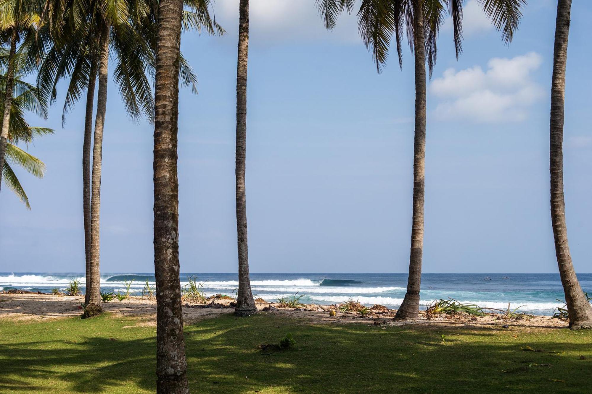 Sumatra Surf Resort Biha Exteriör bild